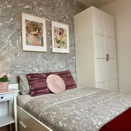 Uno Apartaments Katovice Exteriér fotografie
